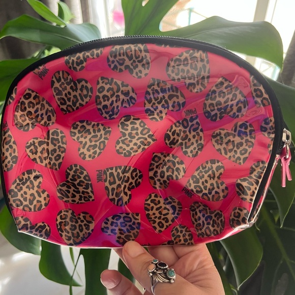 PINK Victoria’s Secret leopard patent leather hearts cosmetic bag - Picture 1 of 10